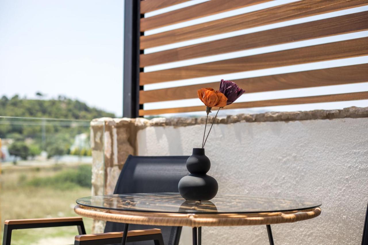 Aparthotel Nόka *