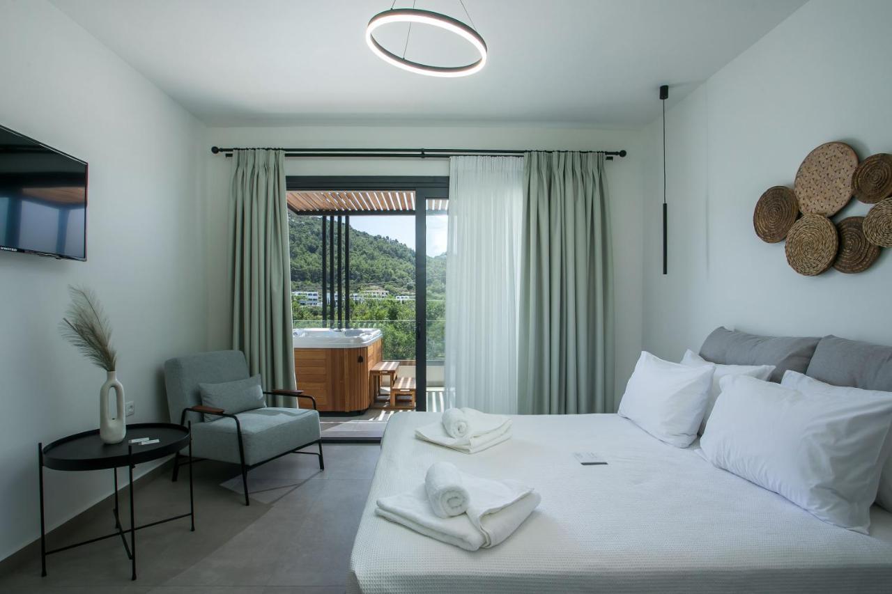 Aparthotel Nόka *